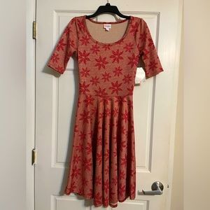 LuLaRoe Nicole Dress size S, Red and Gold Poinsettia Christmas Design New w/ Tag
